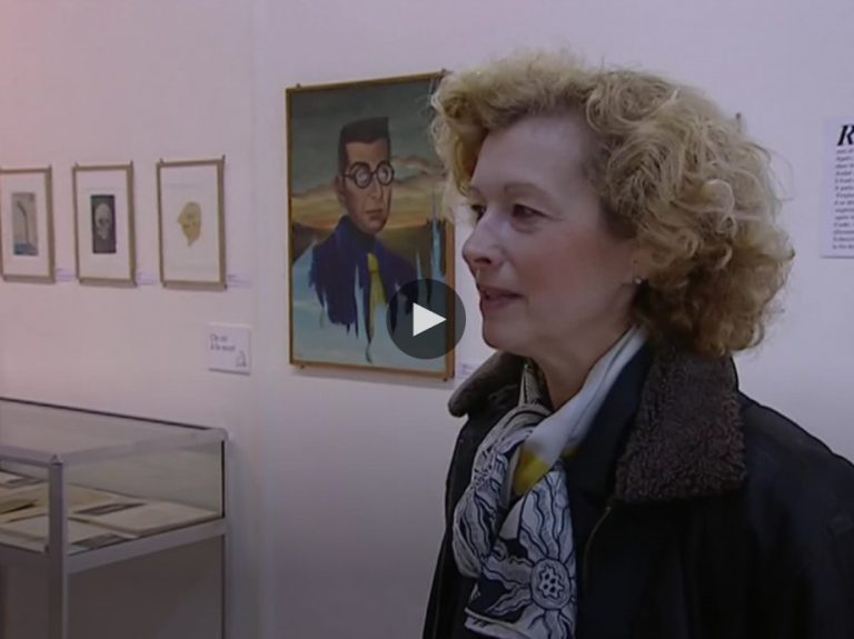Sylvie Buisson 2001- Musée du Montparnasse, pour les actualités FR3 pour l’ouverture de l’exposition « Desnos, Foujita et Oui, un amour surréaliste »